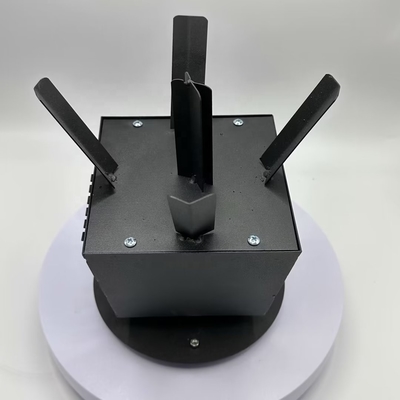 Remote Control Rotating Firing Systems Untuk Air Mancur Tahap Dengan Baterai AA