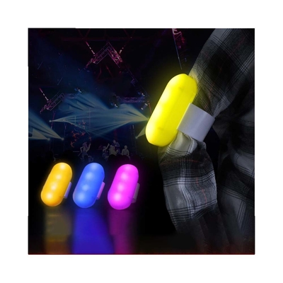 Pesta Acara Besar Custom LOGO Cahaya Up Gelang Remote Controlled LED Glow Gelang