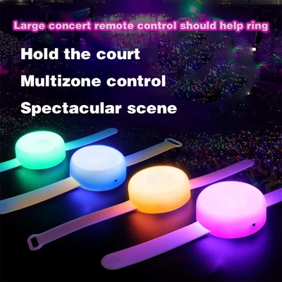 Kontrol jarak jauh yang dipersonalisasi bersinar LED disesuaikan Lampu Up Gelang NFC Rfid Custom Promosi